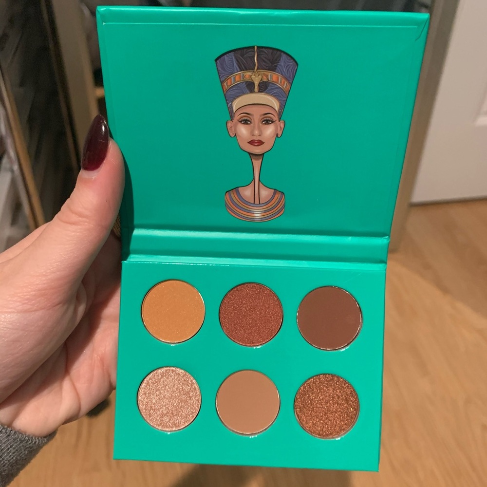 Mini Nubian Eyeshadow Palette